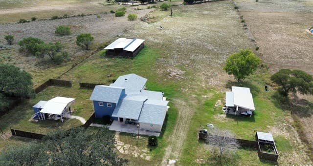 160  County Road 6860, Natalia, TX 78059 — photo 2