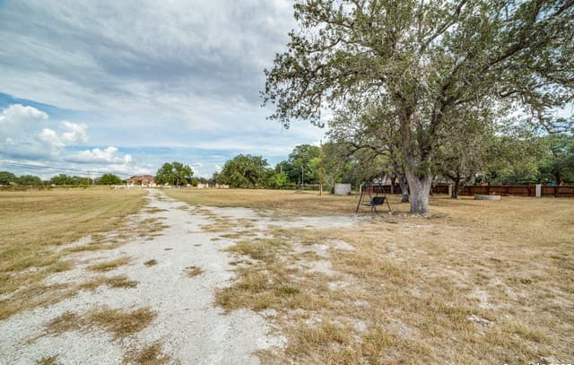 160  County Road 6860, Natalia, TX 78059 — photo 24