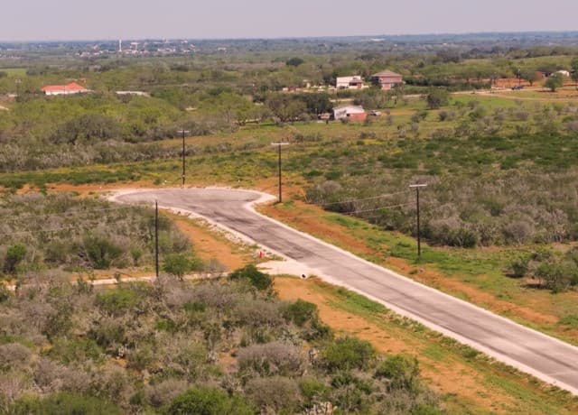 131  Cr 2644, Moore, TX 78057 — photo 22