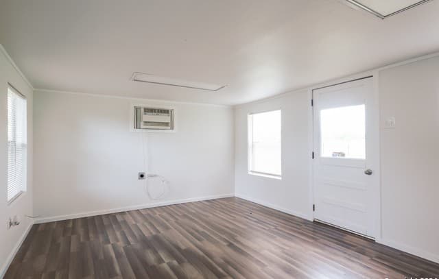 5515  Fm 462, Moore, TX 78057 — photo 11