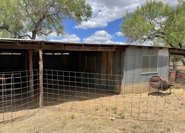 5515  Fm 462, Moore, TX 78057 — photo 25