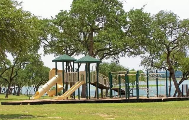1145  Mystic Shores Blvd, Spring Branch, TX 78070 — photo 4