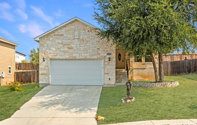 6610 Woodstock