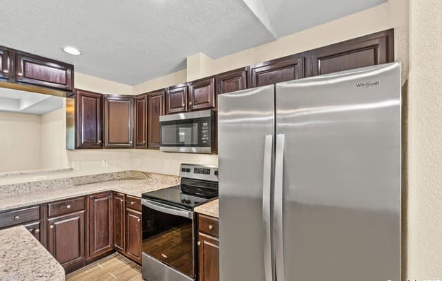 6610  Woodstock Dr, San Antonio, TX 78223 — photo 10