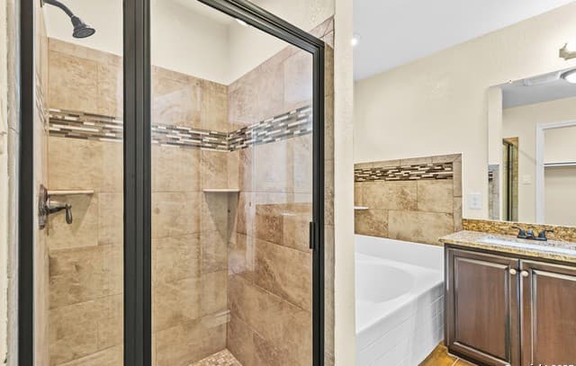 6610  Woodstock Dr, San Antonio, TX 78223 — photo 17