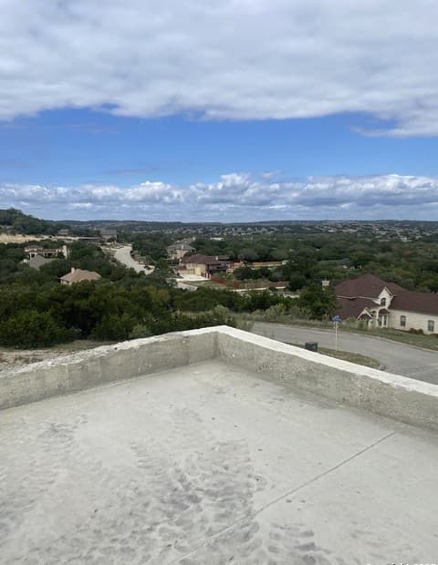 8410  San Fidel