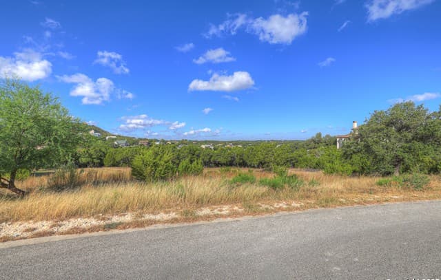 2416  Triple Peak, Canyon Lake, TX 78133 — photo 4