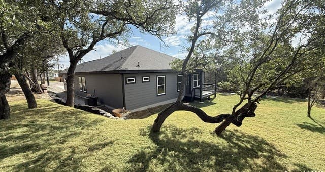 124 Lookout Ct, Spring Branch, TX 78070 — photo 10