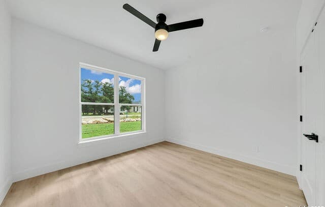 661 Jonquil, Spring Branch, TX 78070 — photo 9