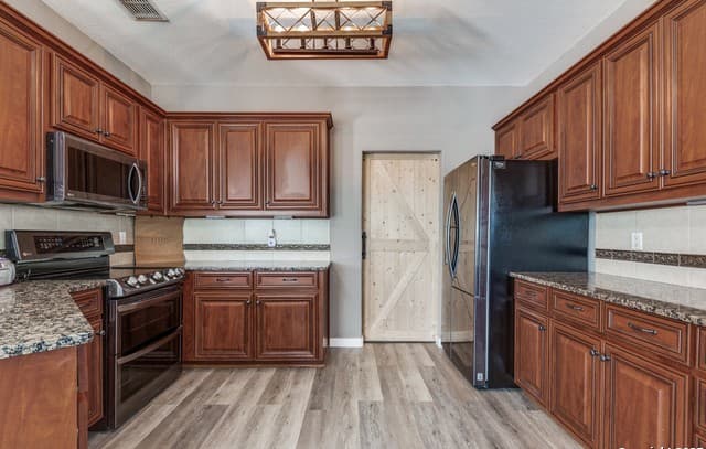 11103  Jarratt, Atascosa, TX 78002 — photo 12