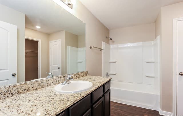 3215  Rosalind Way, San Antonio, TX 78222 — photo 11
