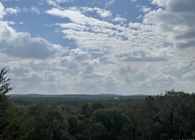 959  Serene Park, Spring Branch, TX 78070