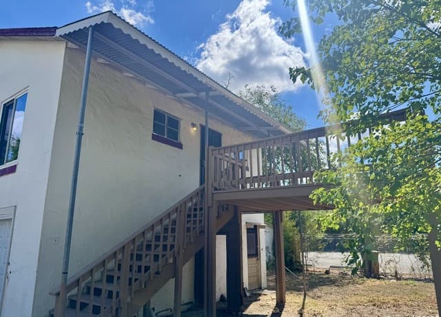 108 Robert E Lee Unit 2