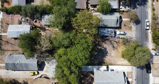 1252  Vermont, San Antonio, TX 78211 — photo 2