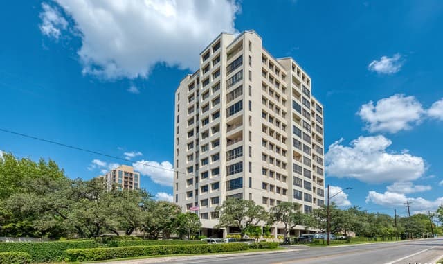 4001 N New Braunfels Unit 306