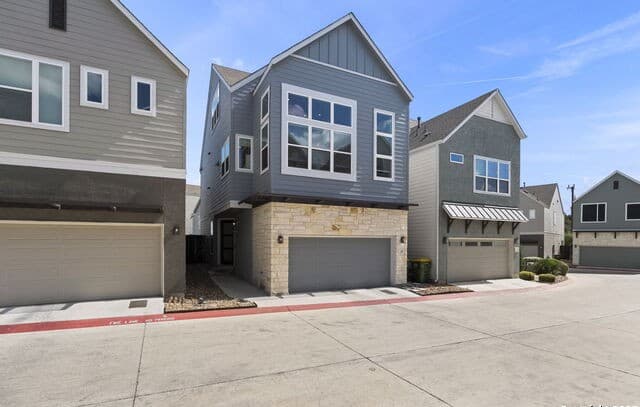 5843  Whitby Unit UNIT 44, San Antonio, TX 78240 — photo 4