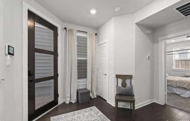 5843  Whitby Unit UNIT 44, San Antonio, TX 78240 — photo 7