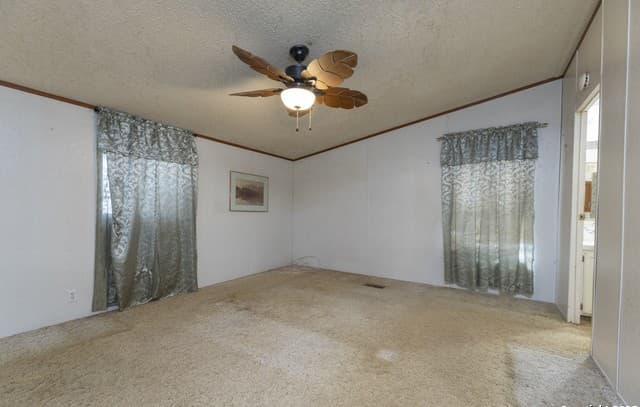 13155  Laguna, San Antonio, TX 78223 — photo 11