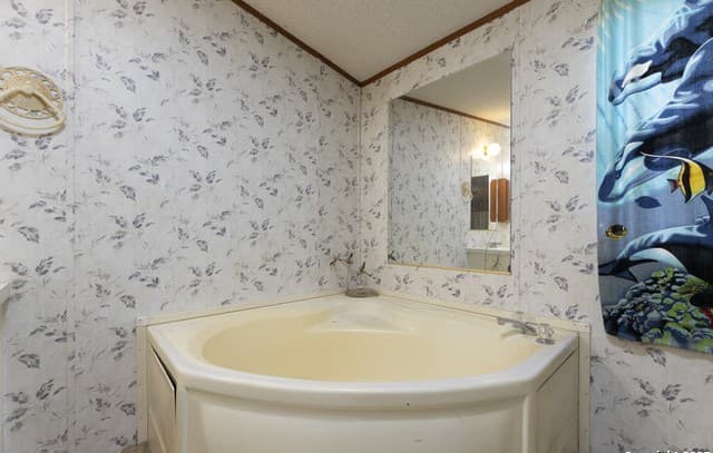 13155  Laguna, San Antonio, TX 78223 — photo 16