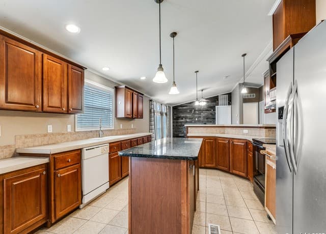5107  Savannah Woods, Von Ormy, TX 78073 — photo 11