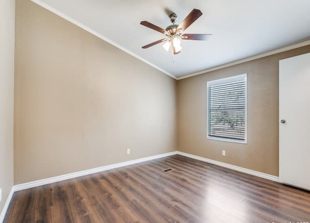 5107  Savannah Woods, Von Ormy, TX 78073 — photo 17