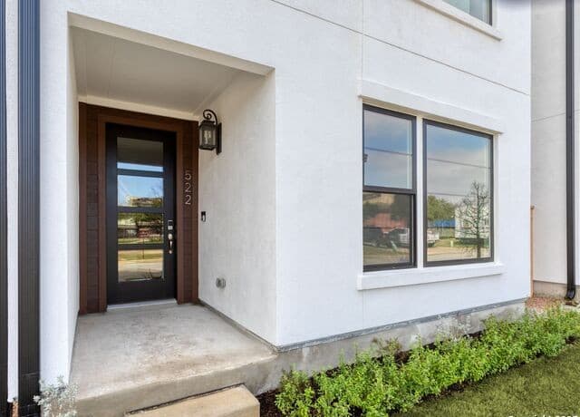 550 McMonigal Place, San Antonio, TX 78210 — photo 5