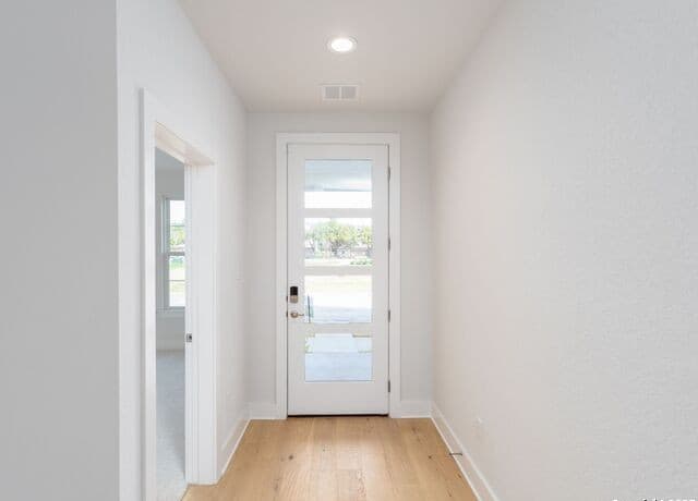550 McMonigal Place, San Antonio, TX 78210 — photo 6