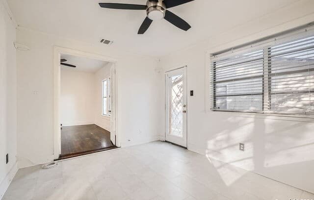 1611  Mckinley Ave, San Antonio, TX 78210 — photo 10