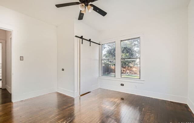1611  Mckinley Ave, San Antonio, TX 78210 — photo 11