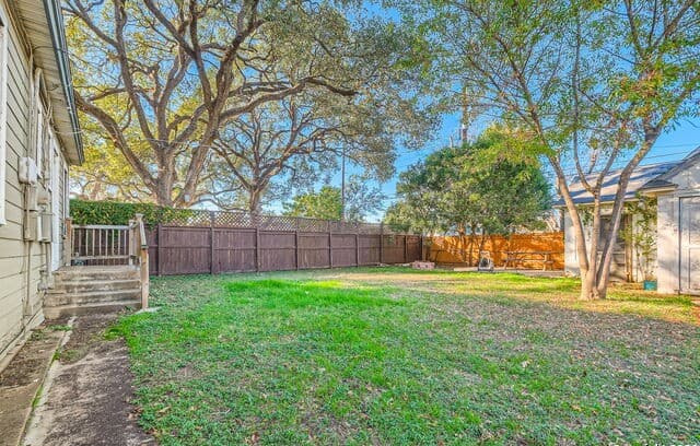 1611  Mckinley Ave, San Antonio, TX 78210 — photo 22