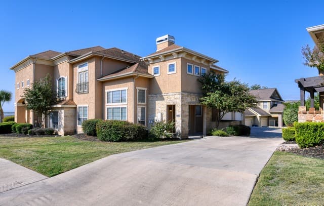 22209 Sausalito Ct
