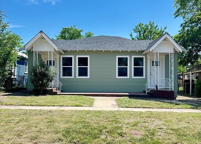 1827 Highland