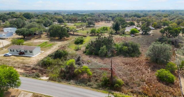3810  New Mathis, Elmendorf, TX 78112 — photo 7