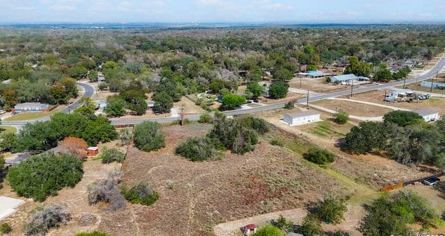 3810  New Mathis, Elmendorf, TX 78112 — photo 9