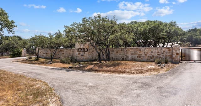 14333  Santa Loma