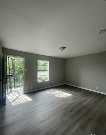 1723 W Mayfield Blvd Unit 6, San Antonio, TX 78211 — photo 5