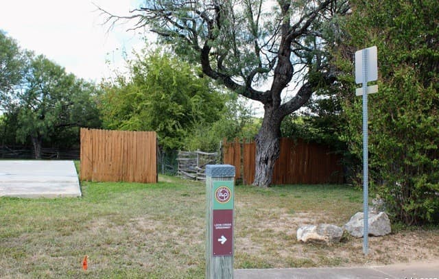 7142  Shady Elms, San Antonio, TX 78240 — photo 6
