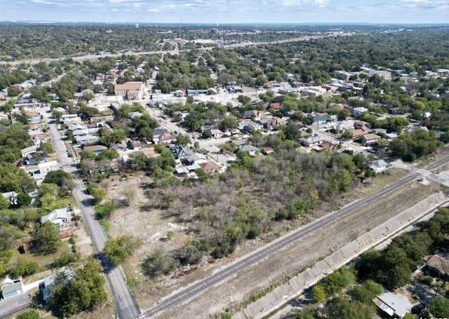 212  McMullen, San Antonio, TX 78210 — photo 11