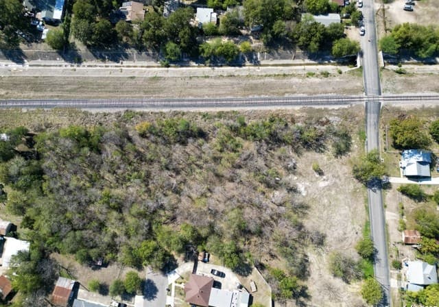 212  McMullen, San Antonio, TX 78210 — photo 4