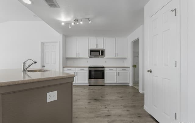 105  Lookout View, Cibolo, TX 78108 — photo 6