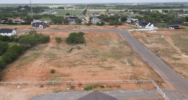 7310  Tiff Nichole, Von Ormy, TX 78073 — photo 2