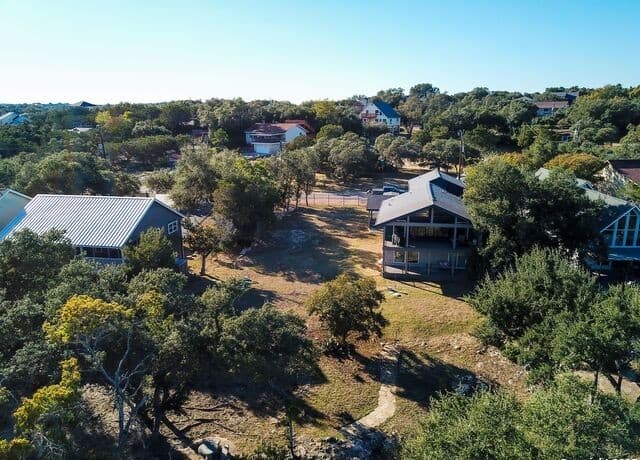 864  Lakebreeze Dr, Canyon Lake, TX 78133 — photo 11