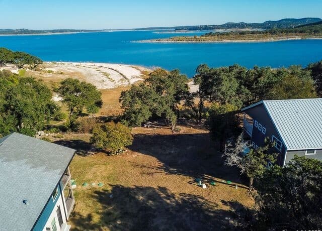 864  Lakebreeze Dr, Canyon Lake, TX 78133 — photo 12