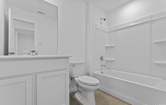 7107  Brownleaf Dr, San Antonio, TX 78227 — photo 8