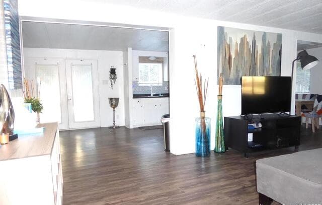 1884  Live Oak, Canyon Lake, TX 78133 — photo 12