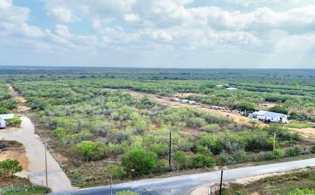 0000  CR 327 Lot 8, Jourdanton, TX 78026 — photo 6