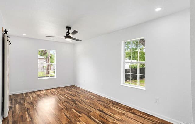 2927  New Braunfels, San Antonio, TX 78210 — photo 13