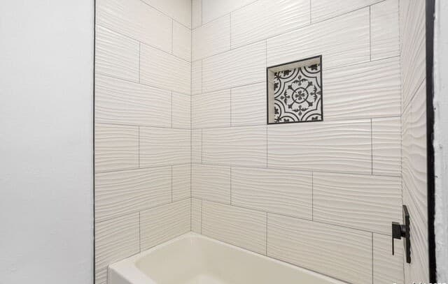 2927  New Braunfels, San Antonio, TX 78210 — photo 19