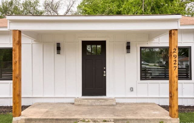 2927  New Braunfels, San Antonio, TX 78210 — photo 3