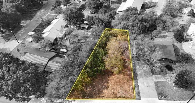 0 TBD E Common St, New Braunfels, TX 78130 — photo 2